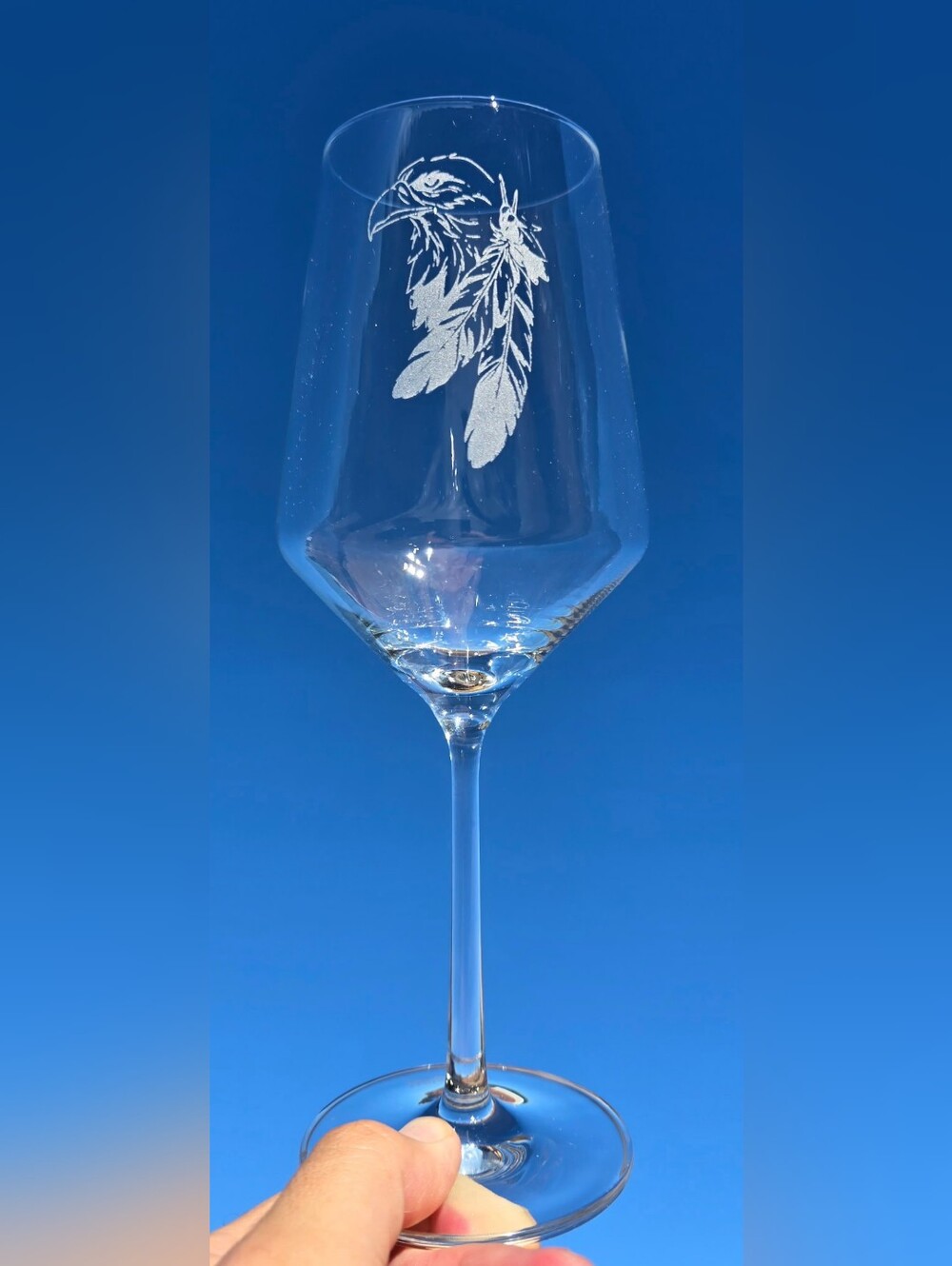 Laser Engraved Eagle Feather Wine Glass - Clear Schott Zwiesel